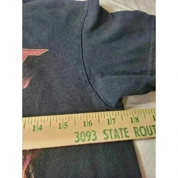 Skillet Band Tee Monster Flaming Skull Roses Mens Small Band Tour Concert - Picture 14 of 16